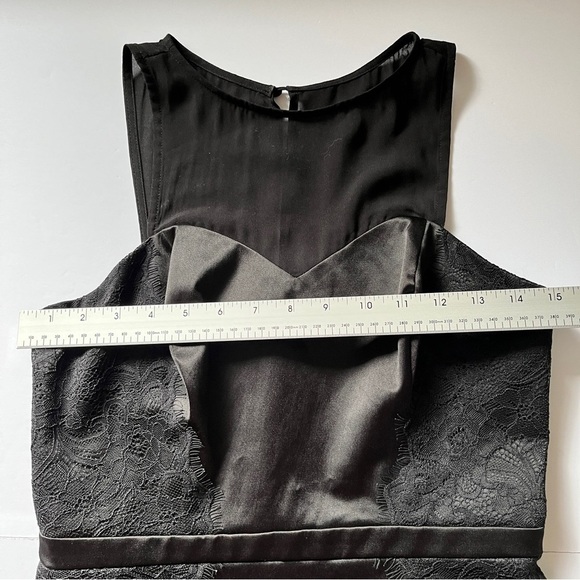 Guess Sweetheart Satin Black Cocktail Dress Eyelash Lace Overlay Evening Sz 4 - Picture 8 of 16
